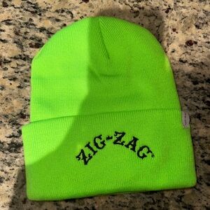 Zig-zac hat